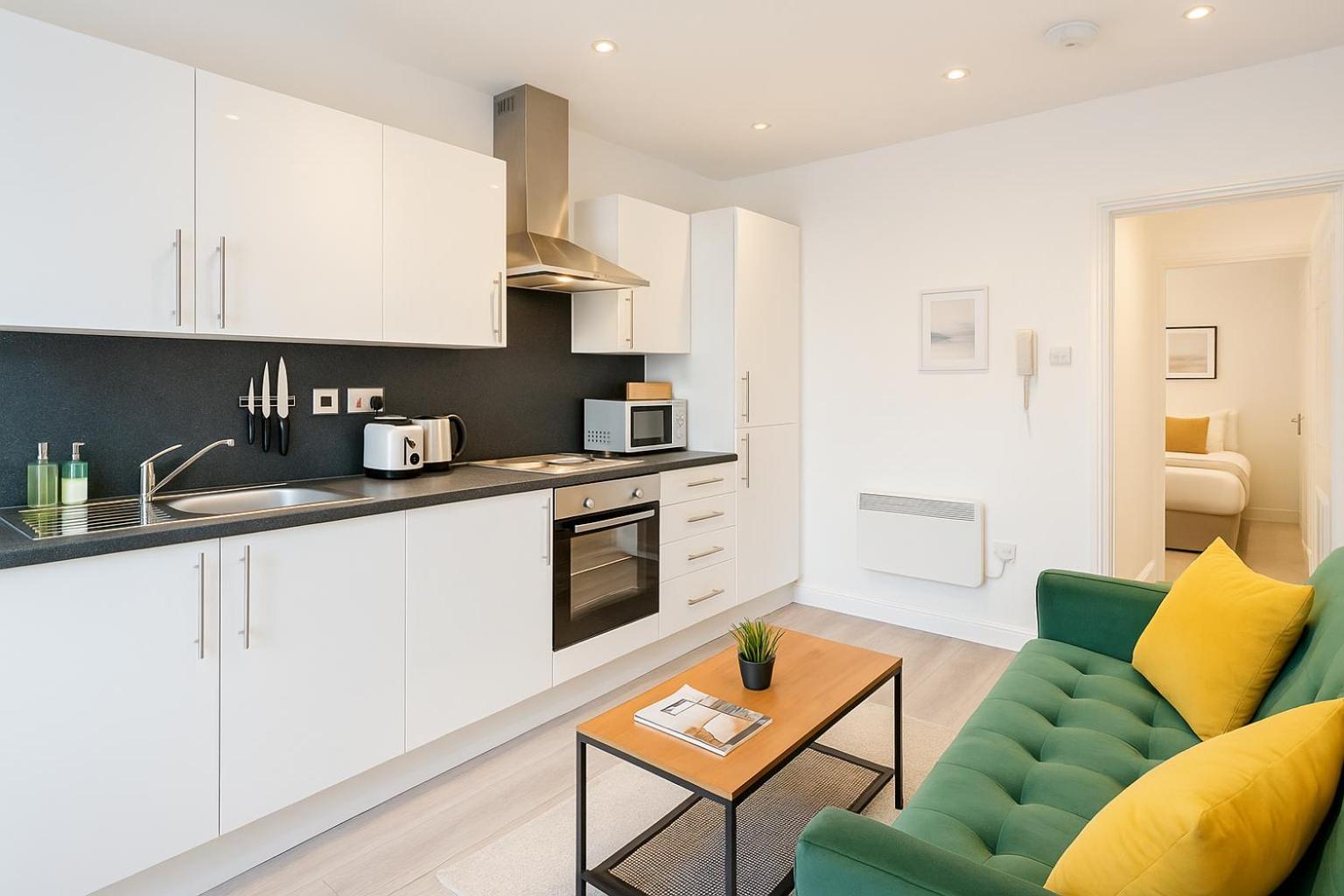 2 Bedroom Apartment Near City Centre, Uni & Parks! Cardiff Exterior photo